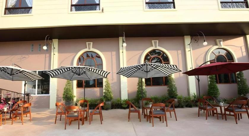 Phonethip Plaza Hotel Vientiane Exterior photo