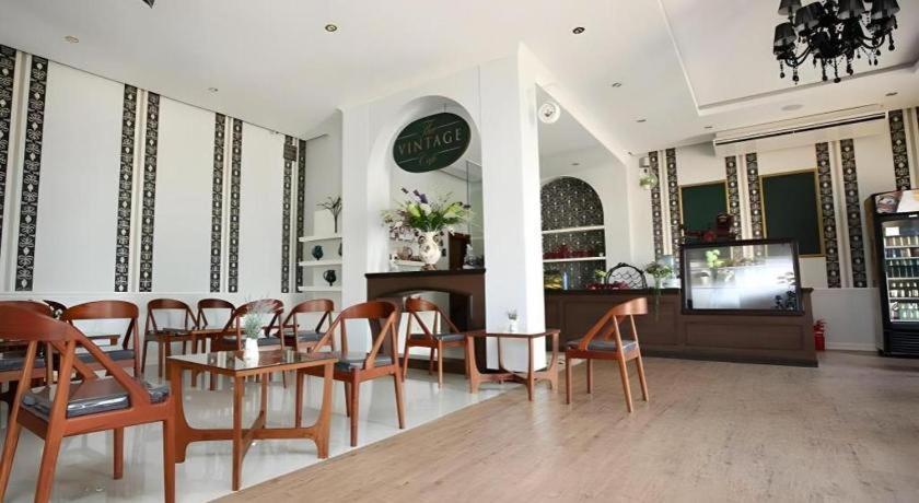 Phonethip Plaza Hotel Vientiane Exterior photo